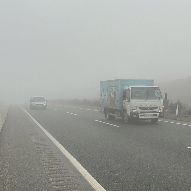 Kastamonu'da sis ulaşımı olumsuz etkiliyor