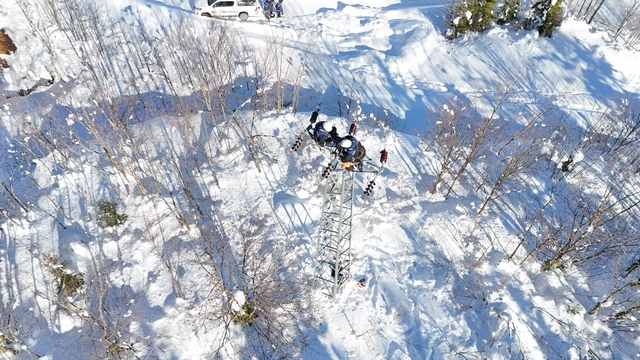 Artvin'de kesintisiz enerji için ekipler zorlu kış şartlarıyla mücadele ediyor