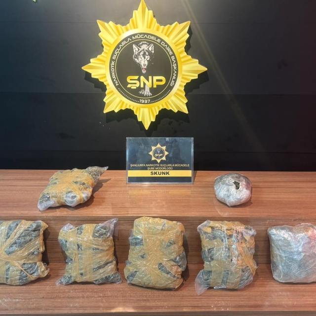 Şanlıurfa'da uyuşturucu operasyonunda yakalanan 2 zanlı tutuklandı