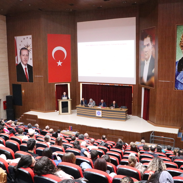 Tekirdağ'da "Sürdürülebilir Tarım Uygulamaları ve Tohumculuk" konferansı dü...