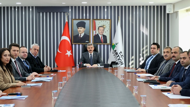 Artvin'de kahverengi kokarca ile mücadele çalışmaları devam ediyor