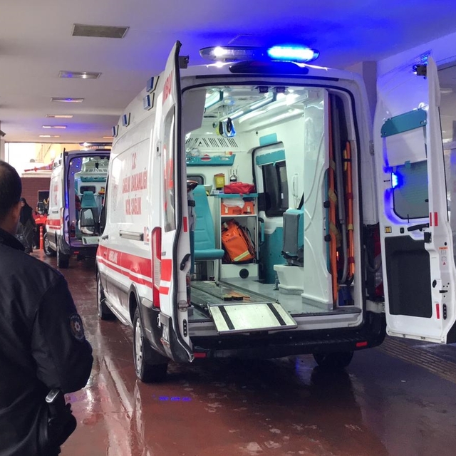 Otomobiliyle çarptığı yayanın ölümüne neden olan sürücü kaçtı