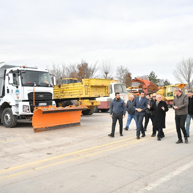 Başkan Büyükkılıç, Makine İkmal Bakım ve Onarım Daire Başkanlığını ziyaret...