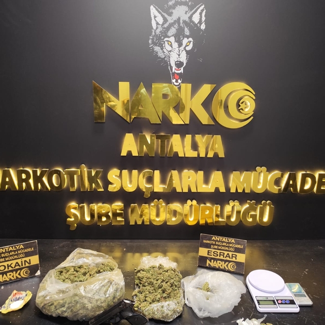Antalya'da uyuşturucu operasyonları düzenlendi