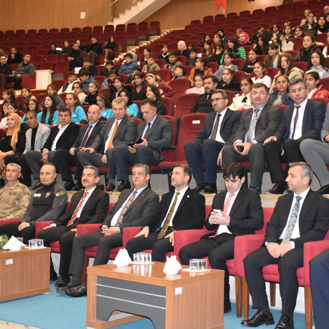 Şırnak'ta "Yarının Parlayan Yıldızları Projesi"nin kapanış töreni yapıldı