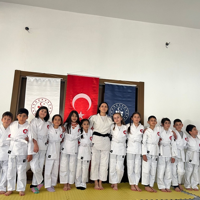 Bahşılı'da "Okullar Sporla Daha Güzel" projesi başladı