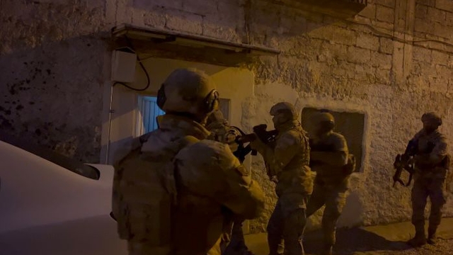 Şanlıurfa'da terör örgütlerine yönelik operasyonda 4 şüpheli yakalandı