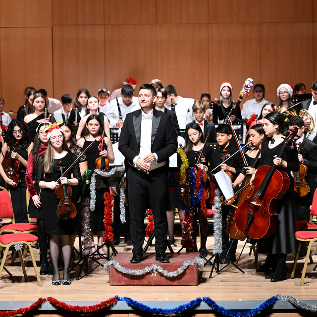 TÜ Devlet Konservatuvarı Çocuk Orkestrası Yeni Yıl Konseri verdi