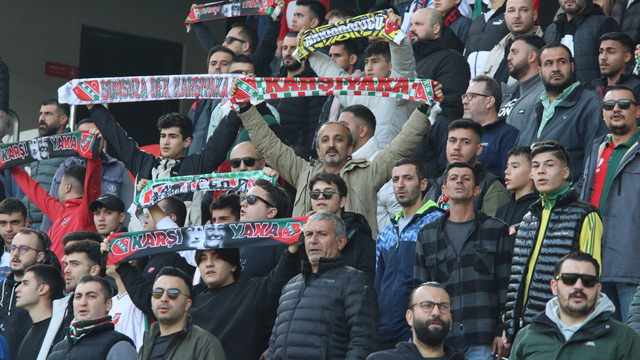 Merkezefendi potada Metin'i aldı