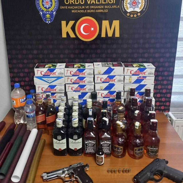 Ordu'da sahte içki operasyonunda gözaltına alınan 4 şüpheliden biri tutukla...