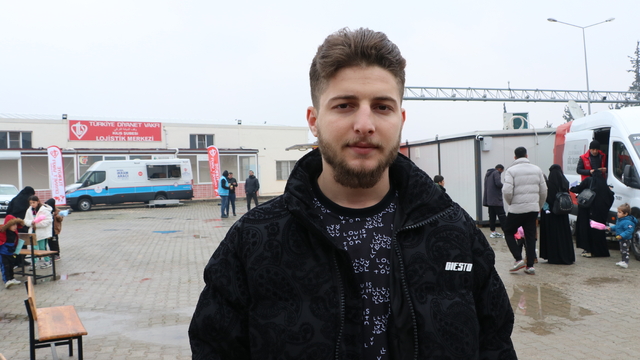 Türkiye'deki Suriyelilerin Kilis'ten ülkelerine dönüşü sürüyor