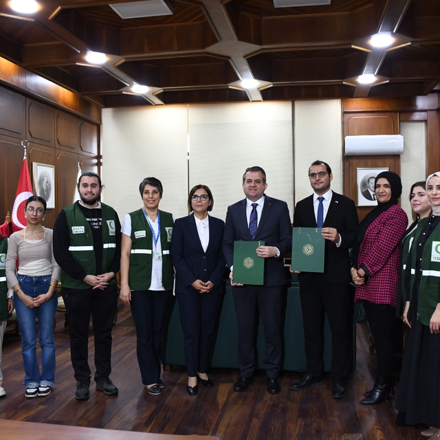 Çukurova Üniversitesi ve Yeşilay arasında işbirliği protokolü imzalandı