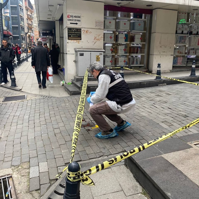 Zonguldak'ta çıkan kavgada 3 kişi keser ve bıçakla yaralandı