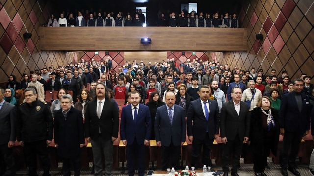 Kastamonu'da "Dijitale Yön Verecek Gençlik" projesinin açılışı gerçekleştirildi