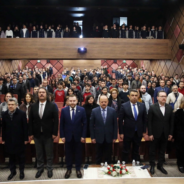Kastamonu'da "Dijitale Yön Verecek Gençlik" projesinin açılışı gerçekleştir...