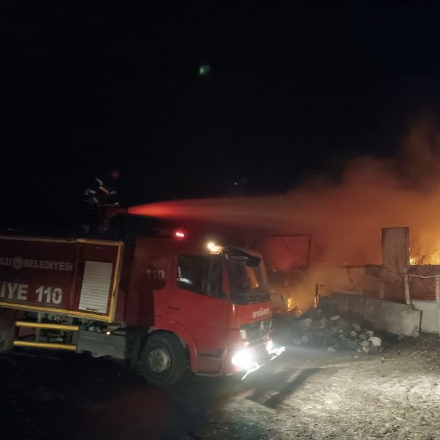 Sungurlu Belediyesi itfaiyesi bu yıl 429 olaya müdahale etti