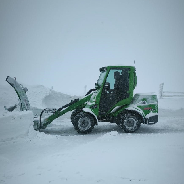 Torosların en yüksek noktalarından biri olan Tahtalı Dağı karla kaplandı