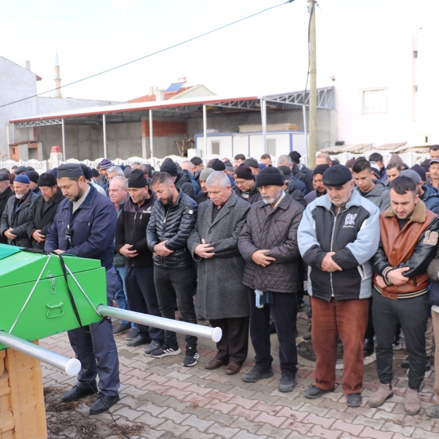 GÜNCELLEME - Afyonkarahisar'da kamyonetin çarptığı yaya öldü