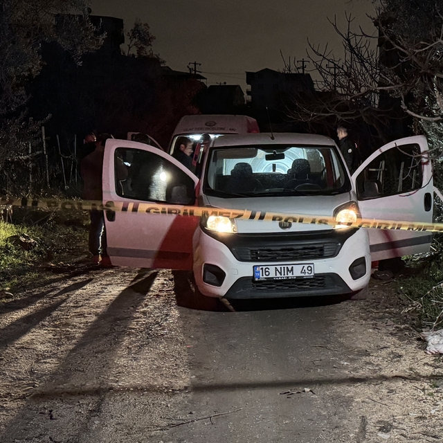 Bursa'da araçta bıçaklanan kişi öldü