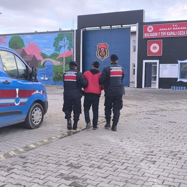 Afyonkarahisar'da 4 firari hükümlü yakalandı