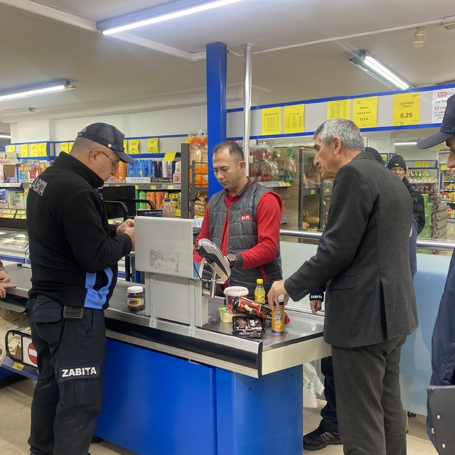 Kayseri'de zabıta ekipleri denetimlerini sürdürüyor