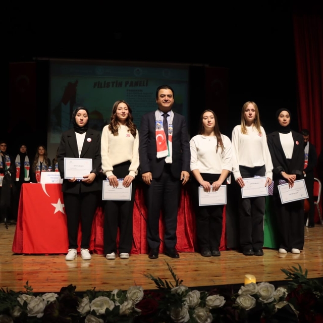 Tokat'ta "Filistin" paneli düzenlendi