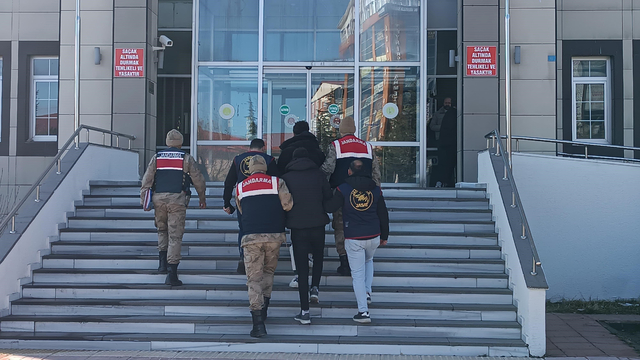 Bitlis'te 11 ayrı hırsızlık olayına karışan 4 şüpheli tutuklandı