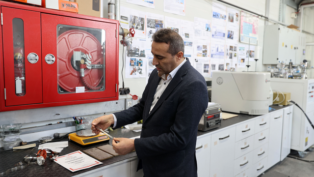 Elektromanyetik kalkanlama ve radar emme özelliğine sahip endüstriyel boya üretildi