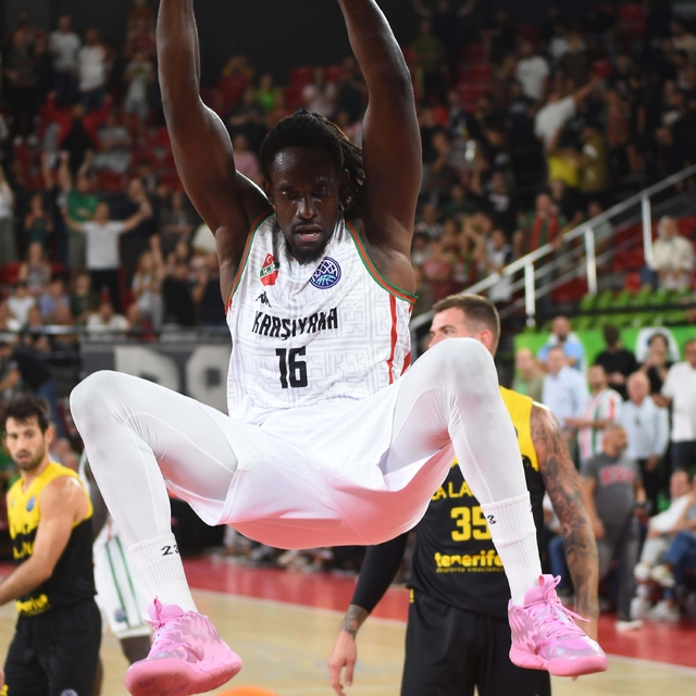 Karşıyaka potasında Boutsiele vedalaştı