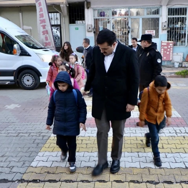 Erfelek'te öğrencilere yönelik "Trafikte Farkındalık Uygulaması" yapıldı
