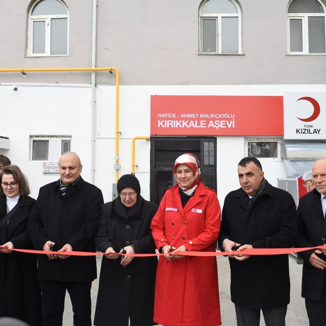 Türk Kızılay Genel Başkanı Yılmaz: Günlük 1 milyon kişiye yemek çıkarma kap...