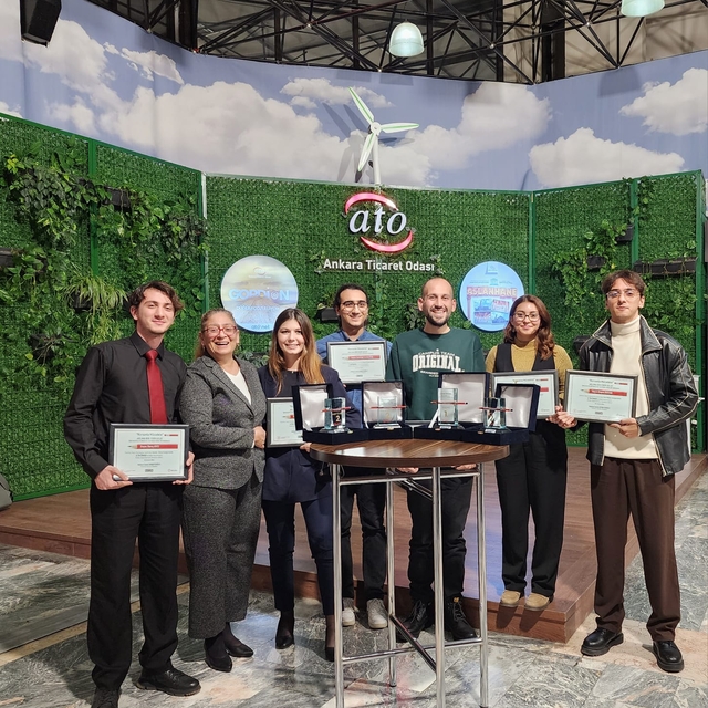 Akdeniz Üniversitesi İletişim Fakültesi öğrencilerine 4 ödül