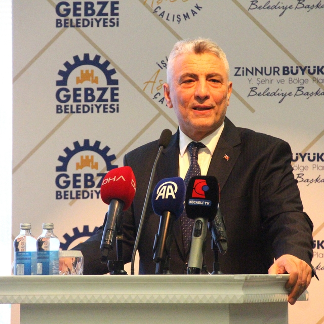 Bakanlar Bolat ve Kacır, Türkiye'nin ilk Kimya Teknoloji Merkezi'nin açılış...