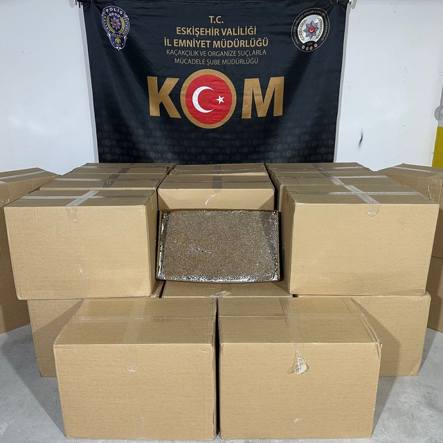 Eskişehir'de 603 bin 200 makaron ele geçirildi