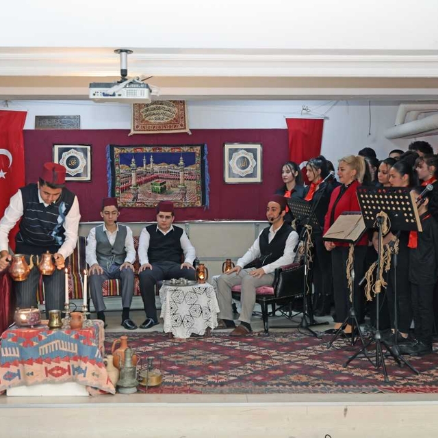 Mehmet Akif Ersoy, vefatının 88. yılında Kayseri'de anıldı