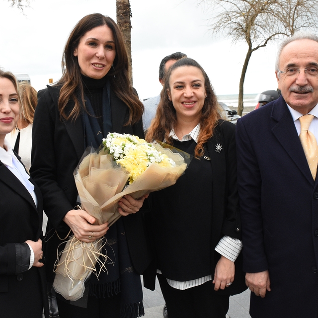 AK Parti'li Karaaslan, Atakum Kadın Kolları Kongresi'nde konuştu: