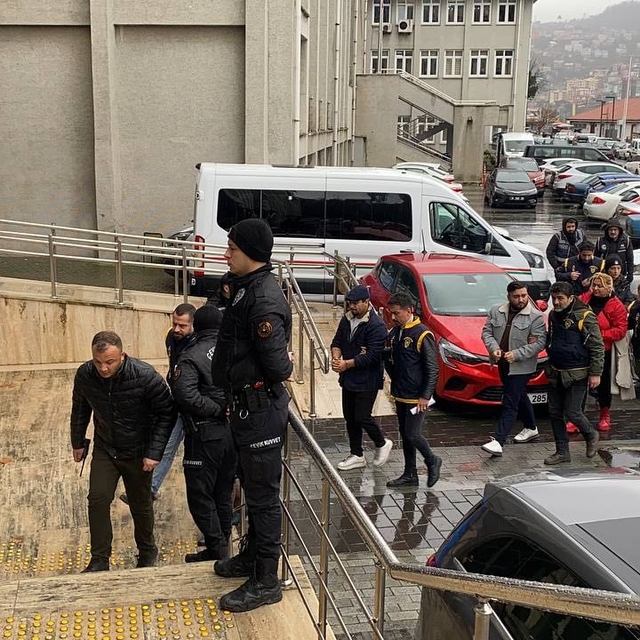 Zonguldak'ta keser ve bıçakla 3 kişinin yaralandığı kavgaya ilişkin 3 şüphe...