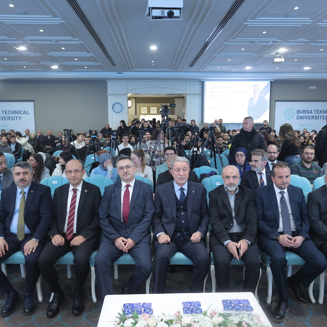 TBMM Milli Savunma Komisyonu Başkanı Akar, Bursa'da konuştu: