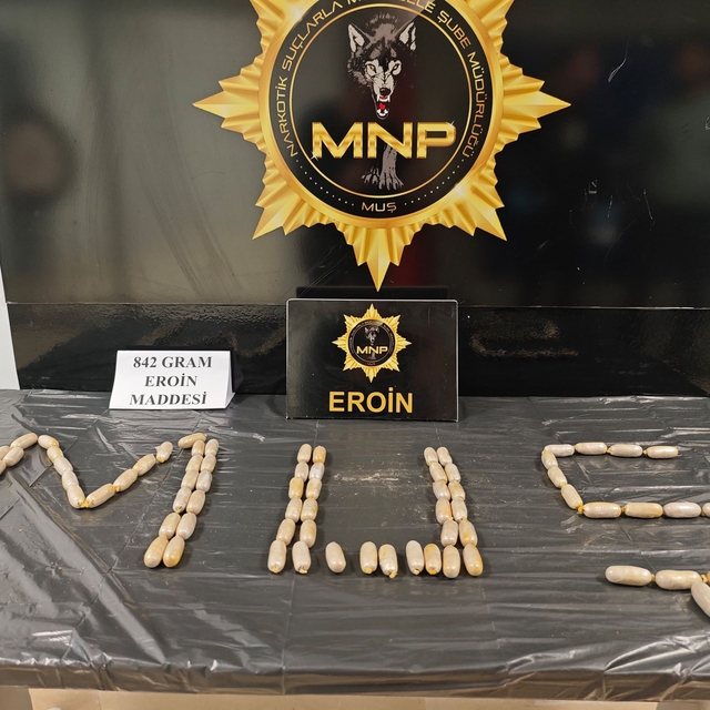 Muş'ta bir şüphelinin midesinde 842 gram eroin ele geçirildi