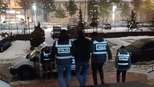 Bitlis'te hakkında kesinleşmiş hapis cezası bulunan hükümlü yakalandı
