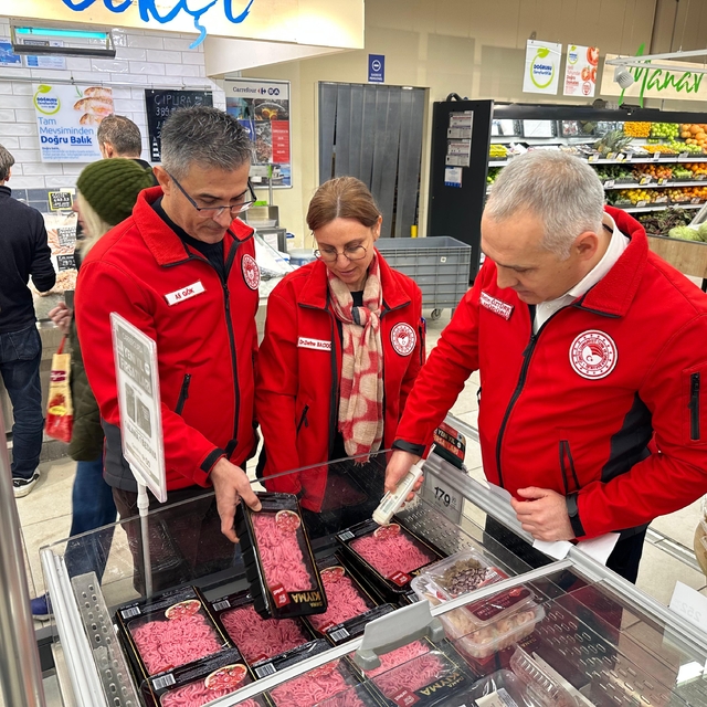 Manisa'da yılbaşı öncesi gıda denetimi yapıldı