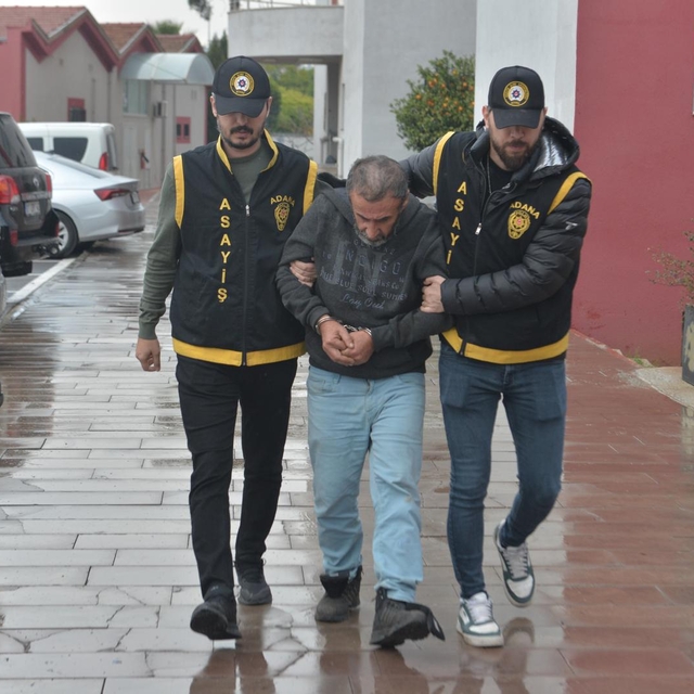 Adana'da döviz bürosunu soyan zanlı tutuklandı