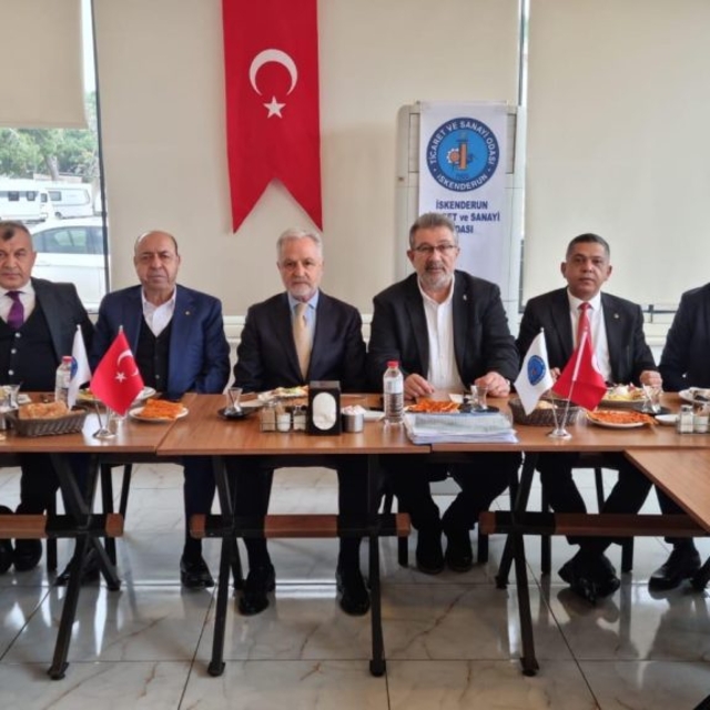 İTSO Başkanı Yılmaz gazetecilerle bir araya geldi