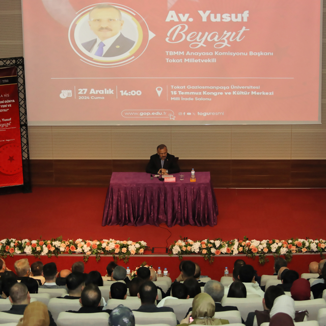 TOGÜ'de "Türkiye'nin Yeni Dünya Düzenindeki Yeri ve Türkiye Yüzyılı" konfer...