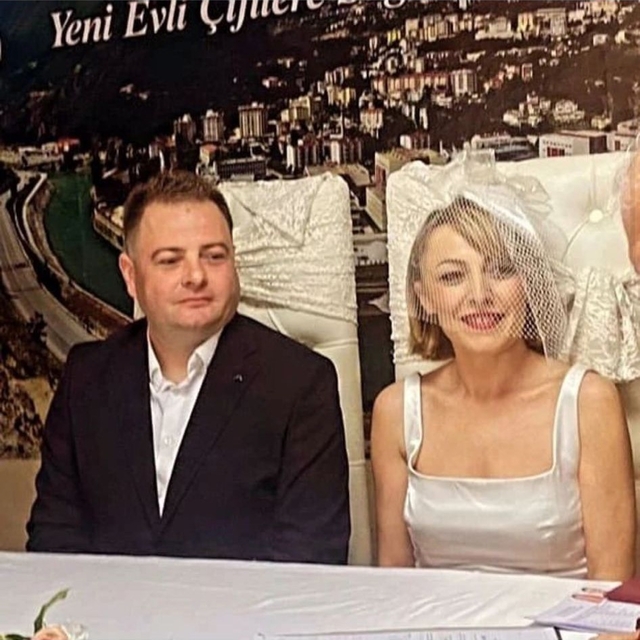 Eşini öldürdüğü suçlamasıyla yargılanan jandarma komutanından 'intihar' idd...