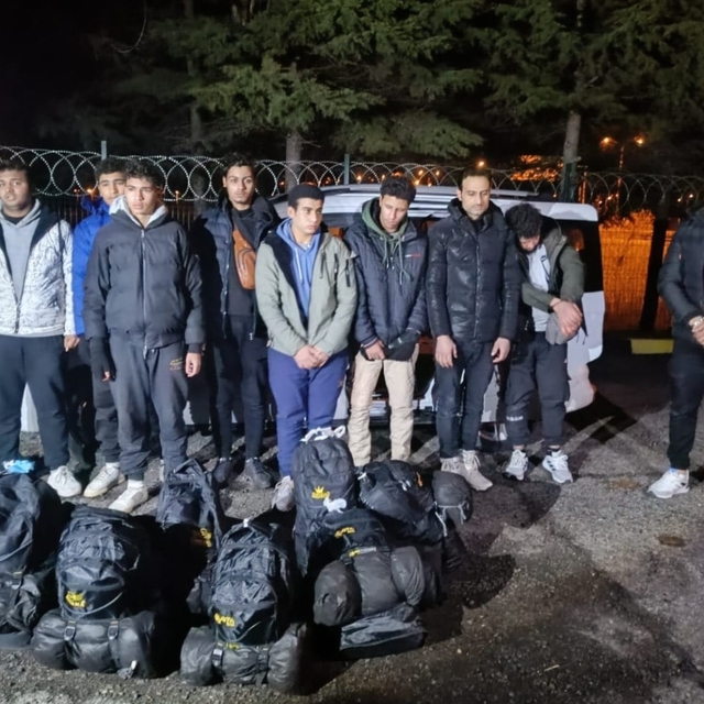 Tekirdağ'da 8 düzensiz göçmen yakalandı