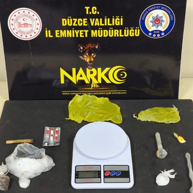 Düzce'de uyuşturucu operasyonunda 2 kişi tutuklandı
