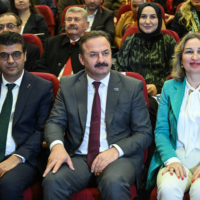 Anahtar Parti Genel Başkanı Ağıralioğlu, Adana'da temaslarda bulundu