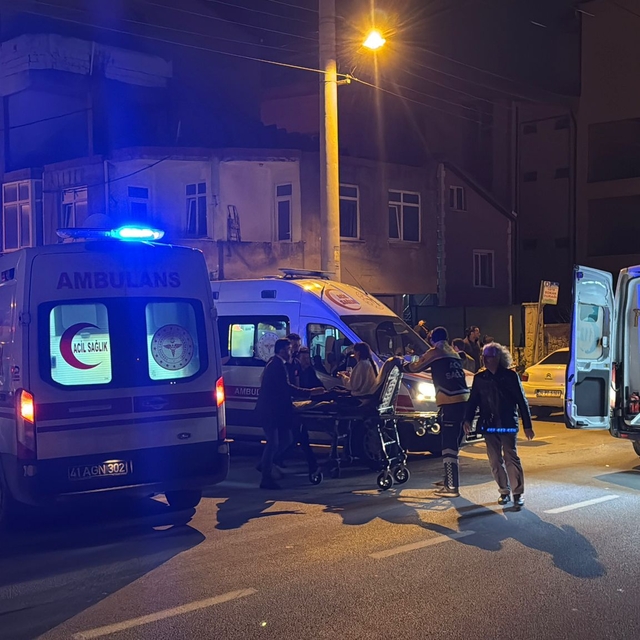 Kocaeli'de bir evde doğal gaz kaynaklı patlamada 10 kişi yaralandı