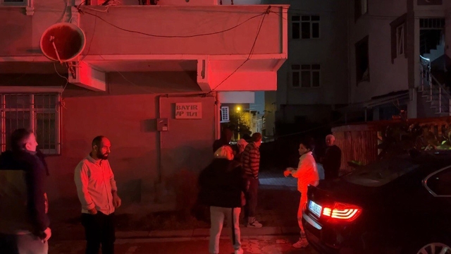 Kocaeli'de 4 katlı binada doğal gaz kaynaklı patlama; 14 yaralı (3)